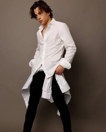 Benedict Maitland Signs with Management 101