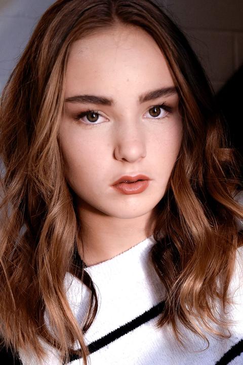Berrett Huntsman Signs With Ellie Roque Connection