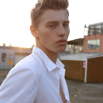 Brayden Christman Signs Major Modeling Agencies