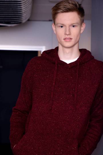 Cody Sayres Signs with IMD Models & Talent