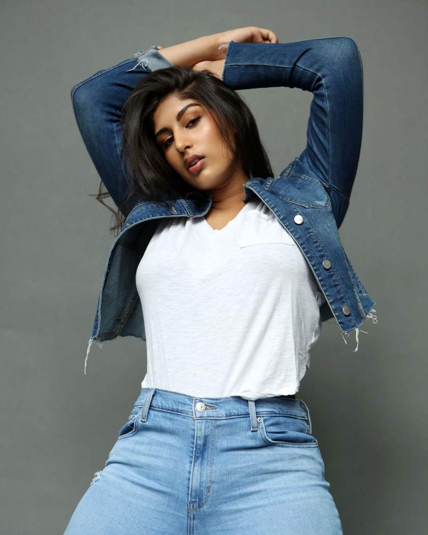 Esha Singh
