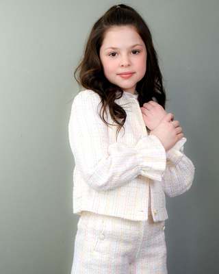 Hadley Bennett Signs with Blain & Associates